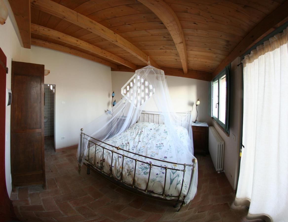 Locanda San Francesco Montecarotto Bagian luar foto