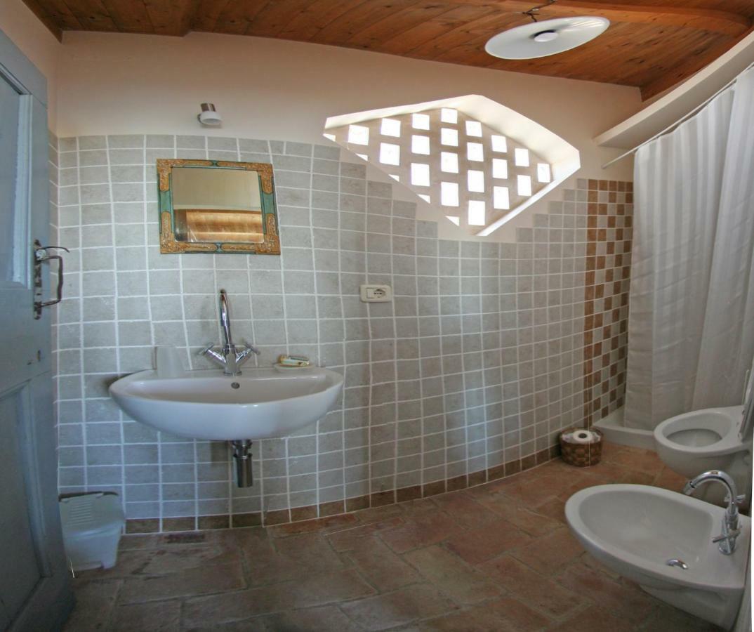 Locanda San Francesco Montecarotto Bagian luar foto